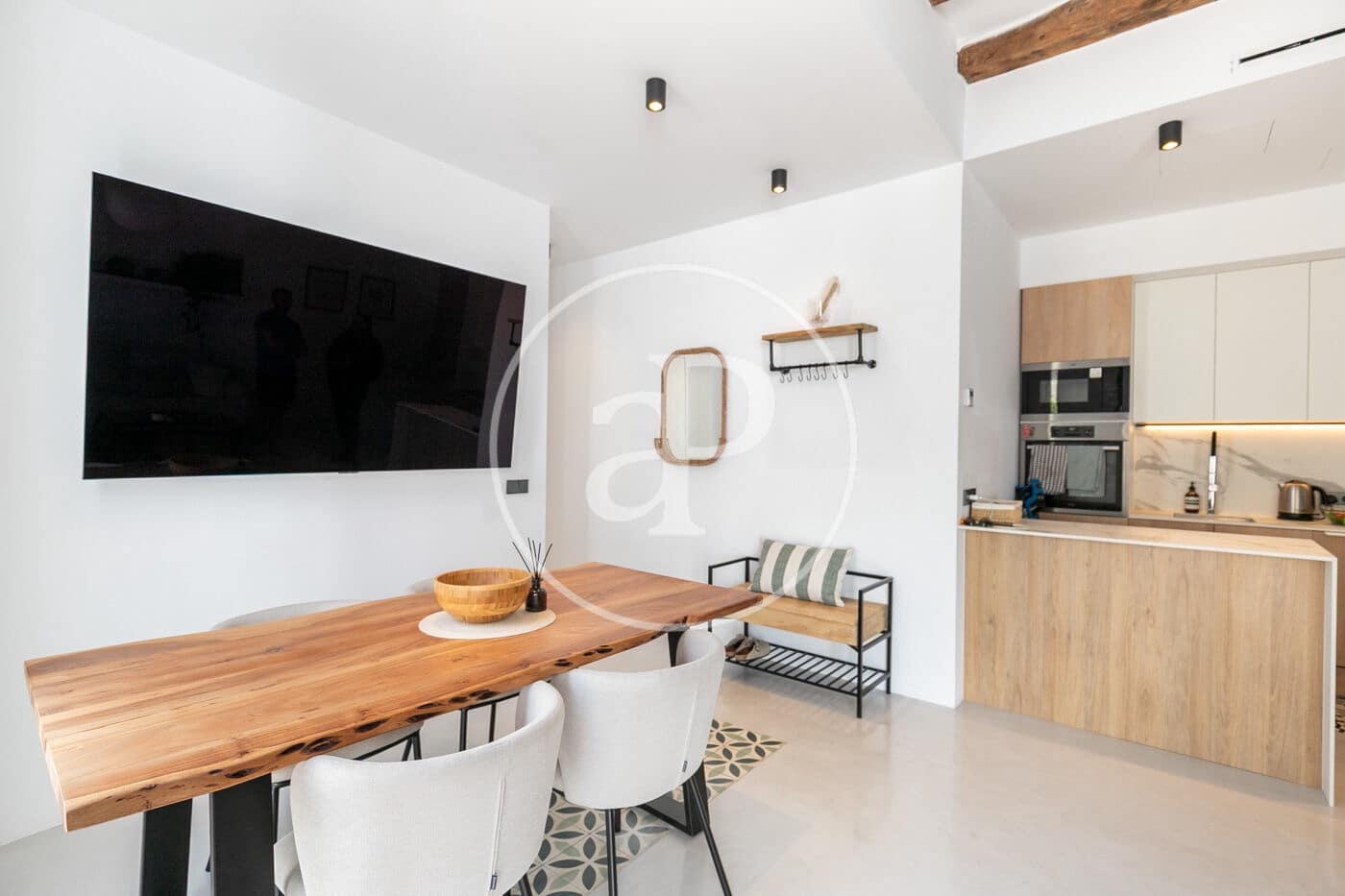 2 soverom Leilighet til leie i Barcelona by - € 2 500 (Ref: 9220229)