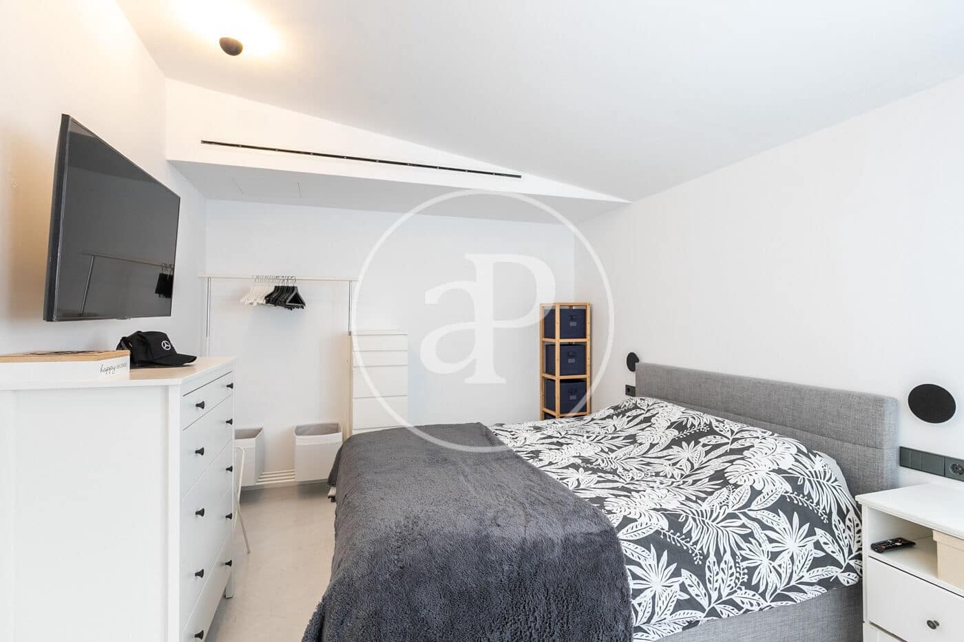 2 soverom Leilighet til leie i Barcelona by - € 2 500 (Ref: 9220229)