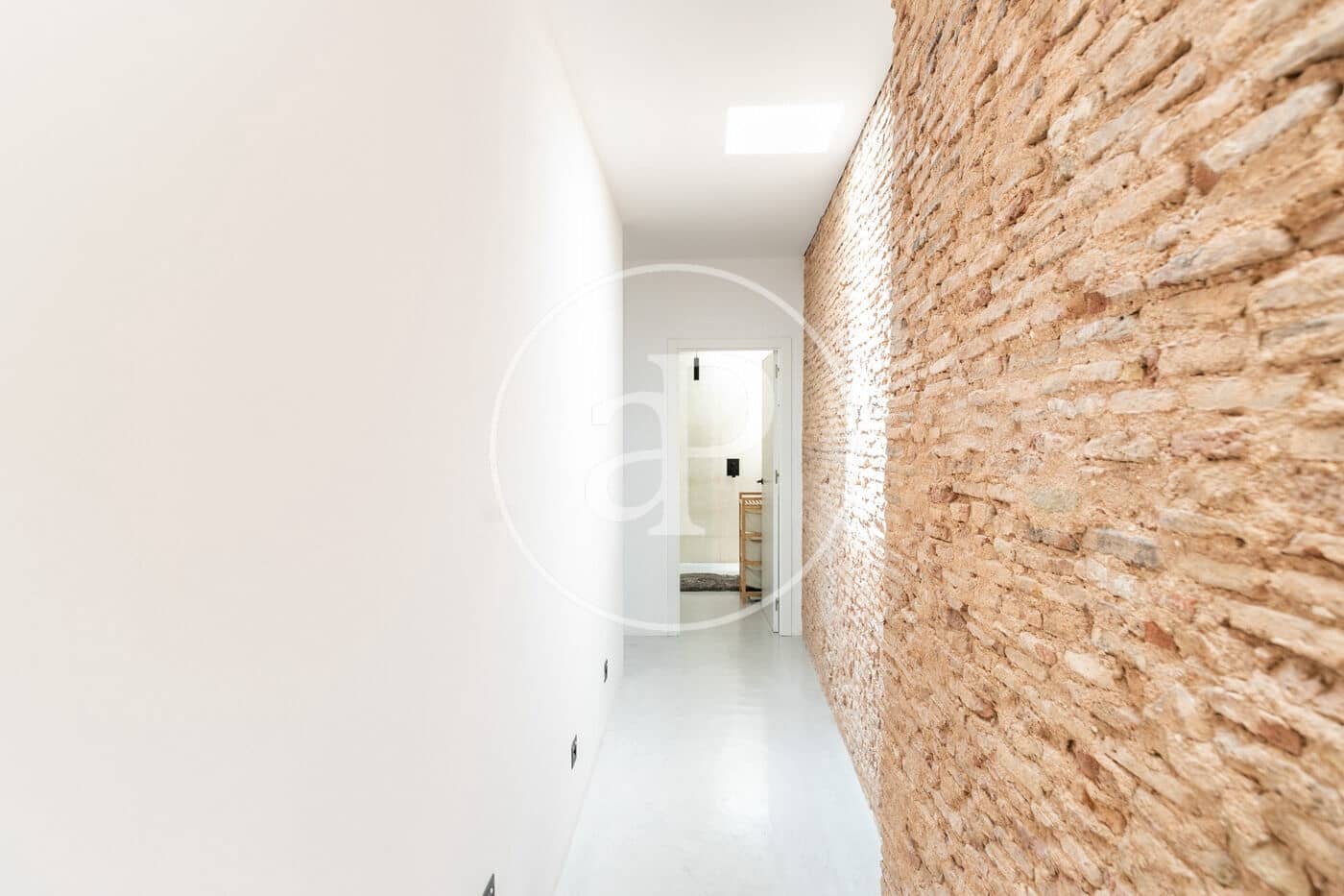 2 soverom Leilighet til leie i Barcelona by - € 2 500 (Ref: 9220229)