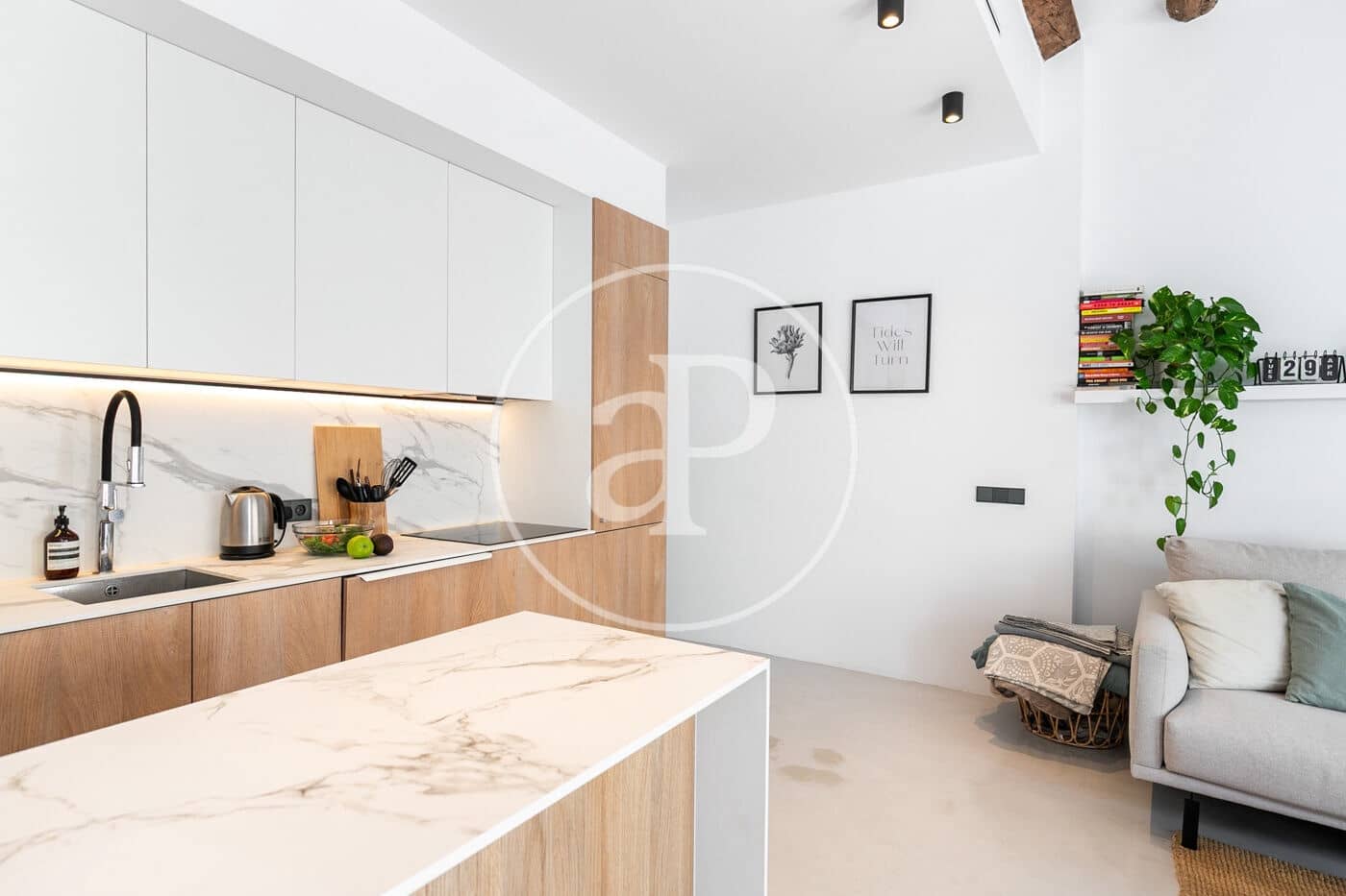 2 soverom Leilighet til leie i Barcelona by - € 2 500 (Ref: 9220229)