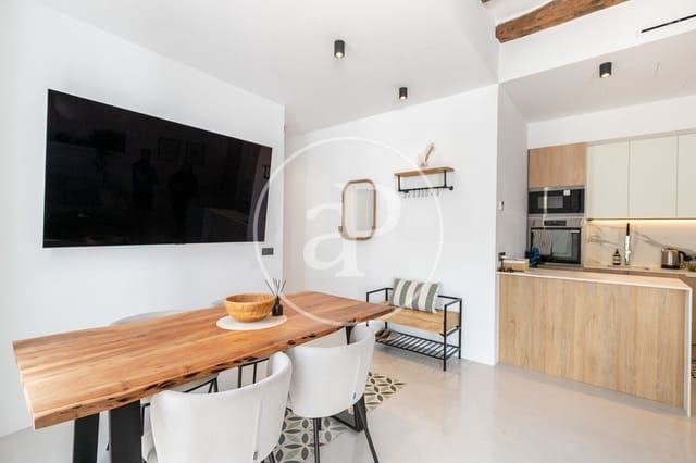 2 soverom Leilighet til leie i Sant Pere, Santa Caterina i La Ribera, Barcelona by - € 2 500 (Ref: 9220229)