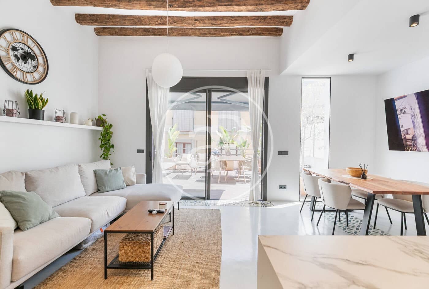 2 soverom Leilighet til leie i Barcelona by - € 2 500 (Ref: 9220229)