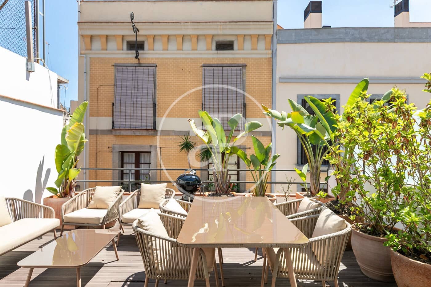 2 soverom Leilighet til leie i Barcelona by - € 2 500 (Ref: 9220229)