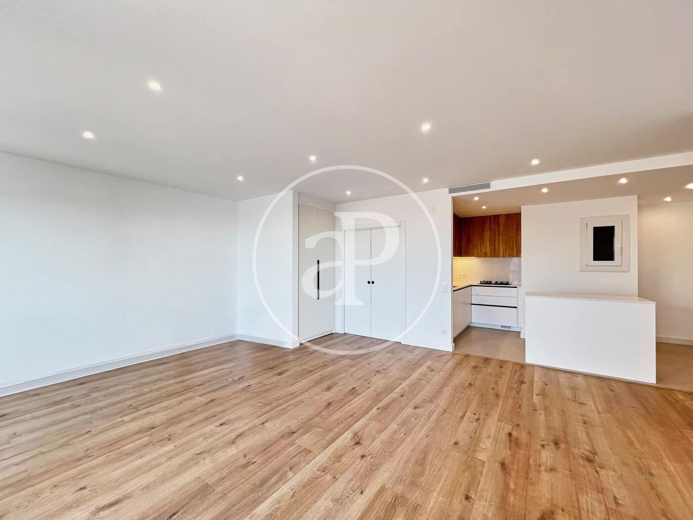 3 soveværelse Lejlighed til salg i L'Hospitalet de Llobregat - € 550.000 (Ref: 9220232)