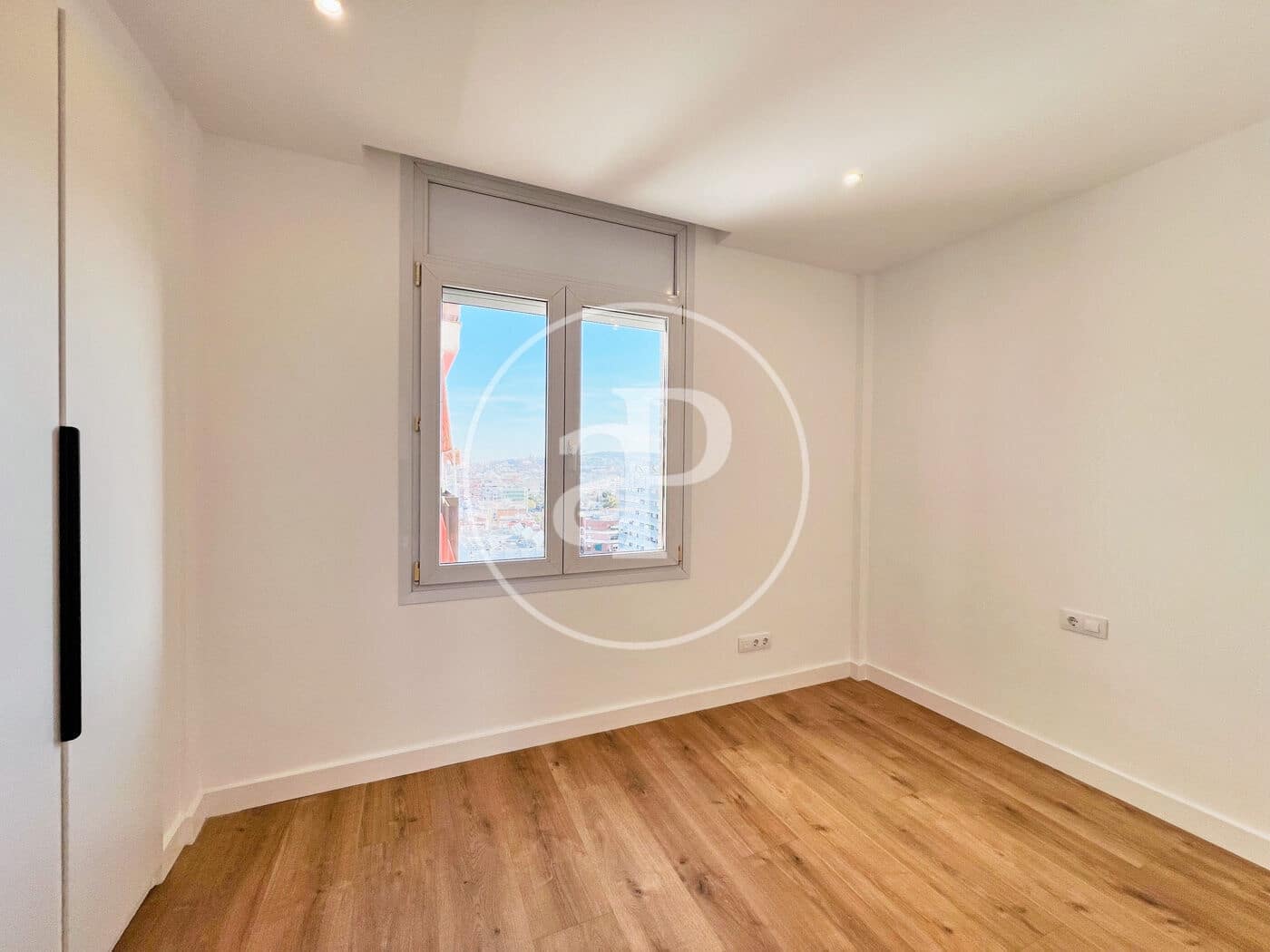 3 soveværelse Lejlighed til salg i L'Hospitalet de Llobregat - € 550.000 (Ref: 9220232)