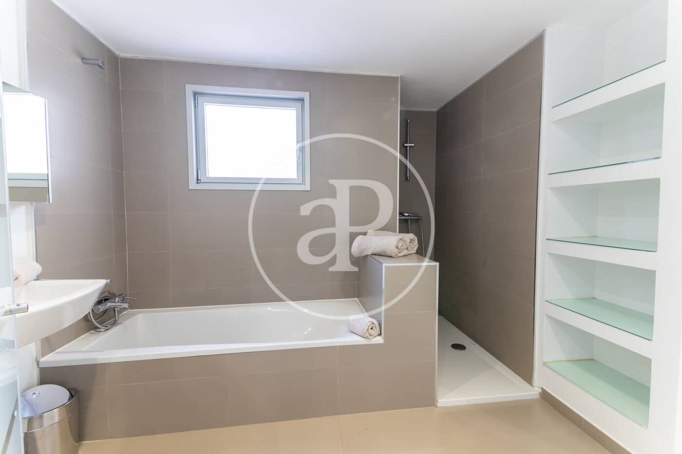 1 makuuhuone Huoneisto vuokrattavana paikassa Barcelona kaupunki - 2 300 € (Ref: 9220233)