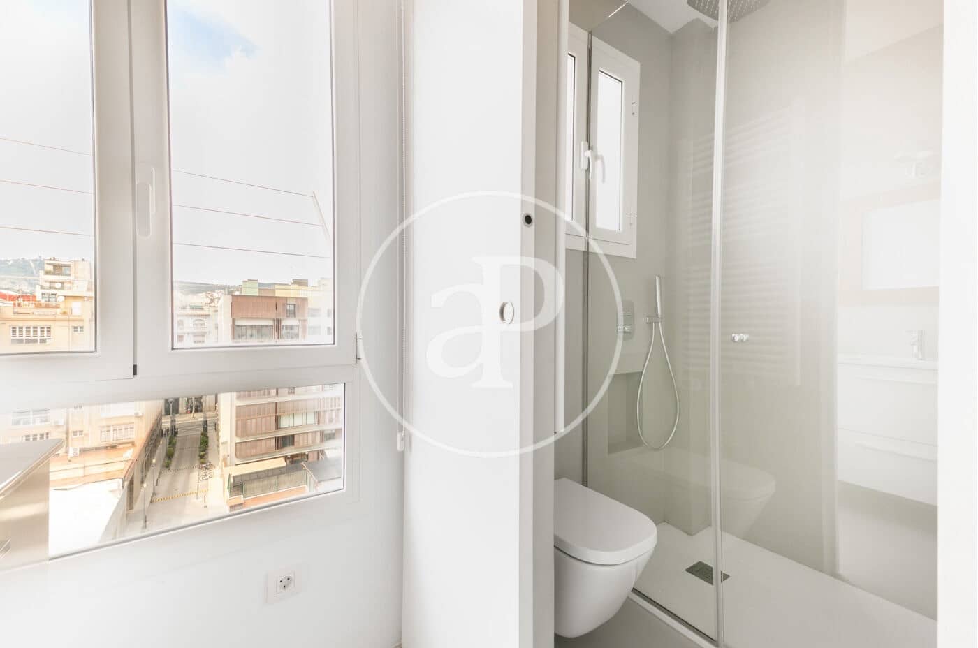 Apartamento de 3 habitaciones en Barcelona ciudad en alquiler - 3.467 € (Ref: 9228842)