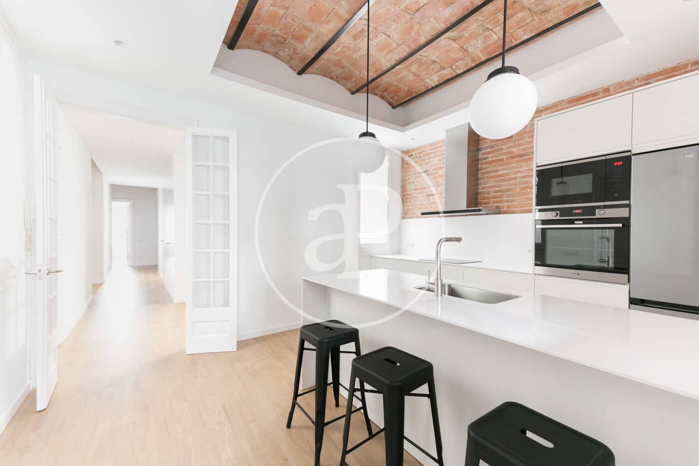 Apartamento de 3 habitaciones en Barcelona ciudad en alquiler - 3.467 € (Ref: 9228842)