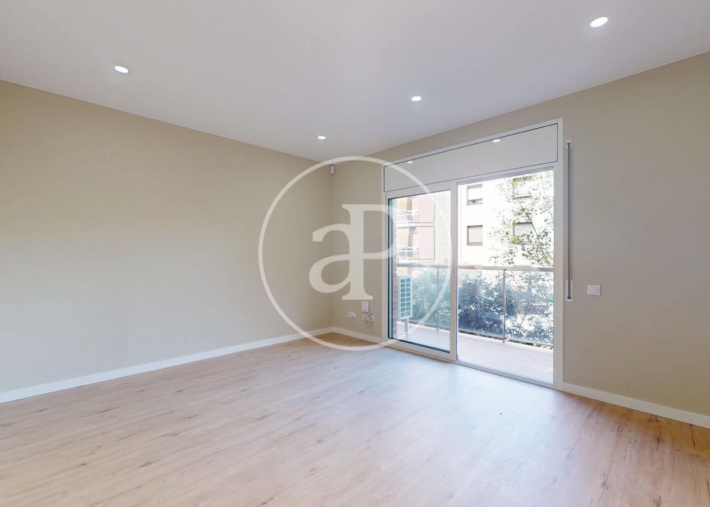 3 soveværelse Lejlighed til salg i Barcelona by - € 475.000 (Ref: 9228843)