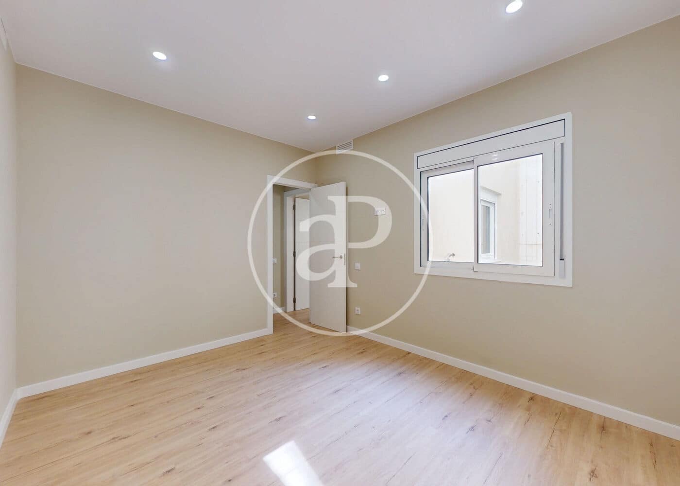 3 soveværelse Lejlighed til salg i Barcelona by - € 475.000 (Ref: 9228843)