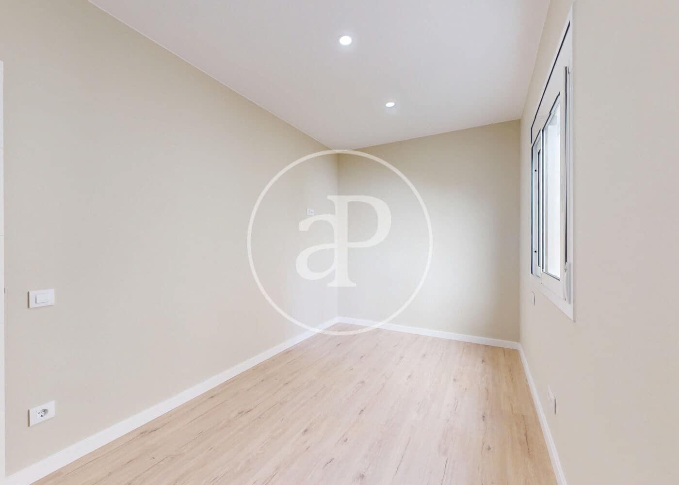 3 soveværelse Lejlighed til salg i Barcelona by - € 475.000 (Ref: 9228843)