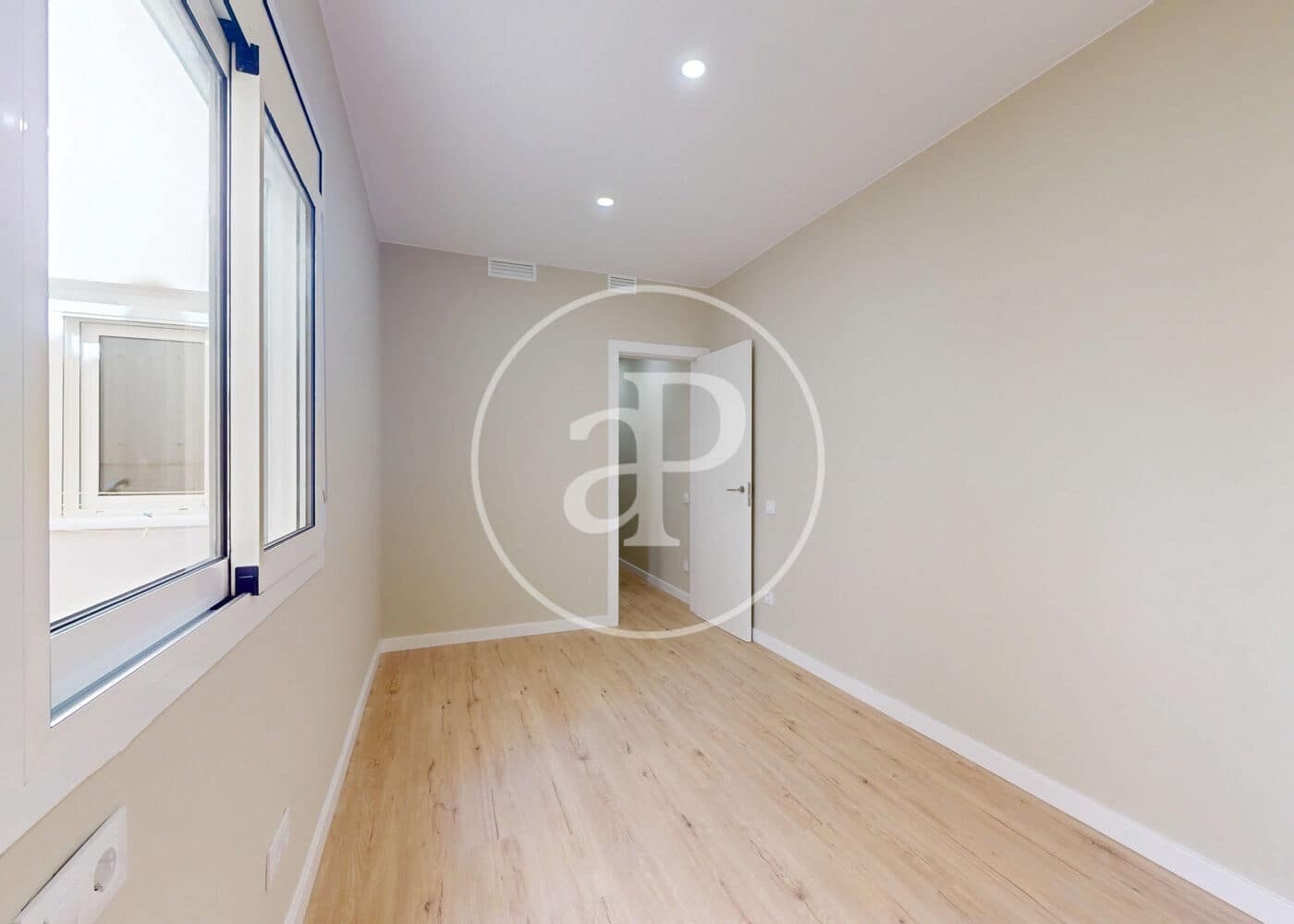 3 soveværelse Lejlighed til salg i Barcelona by - € 475.000 (Ref: 9228843)