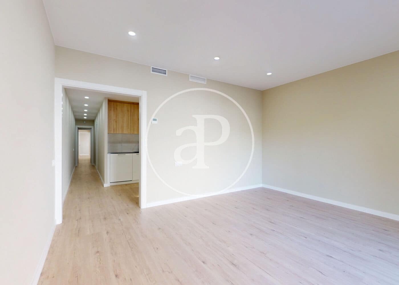 3 soveværelse Lejlighed til salg i Barcelona by - € 475.000 (Ref: 9228843)