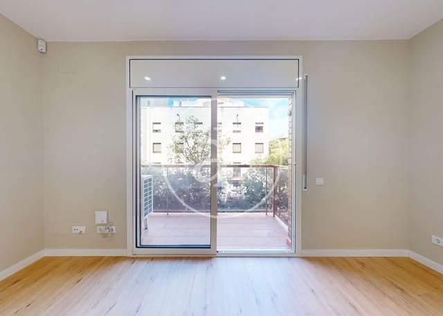 3 quarto Apartamento para venda em El Camp de L'Arpa del Clot, Barcelona cidade - 475 000 € (Ref: 9228843)