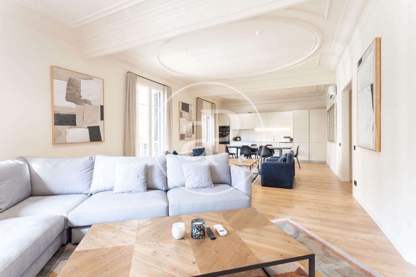 5 soveværelse Lejlighed til leje i Barcelona by - € 6.500 (Ref: 9232864)