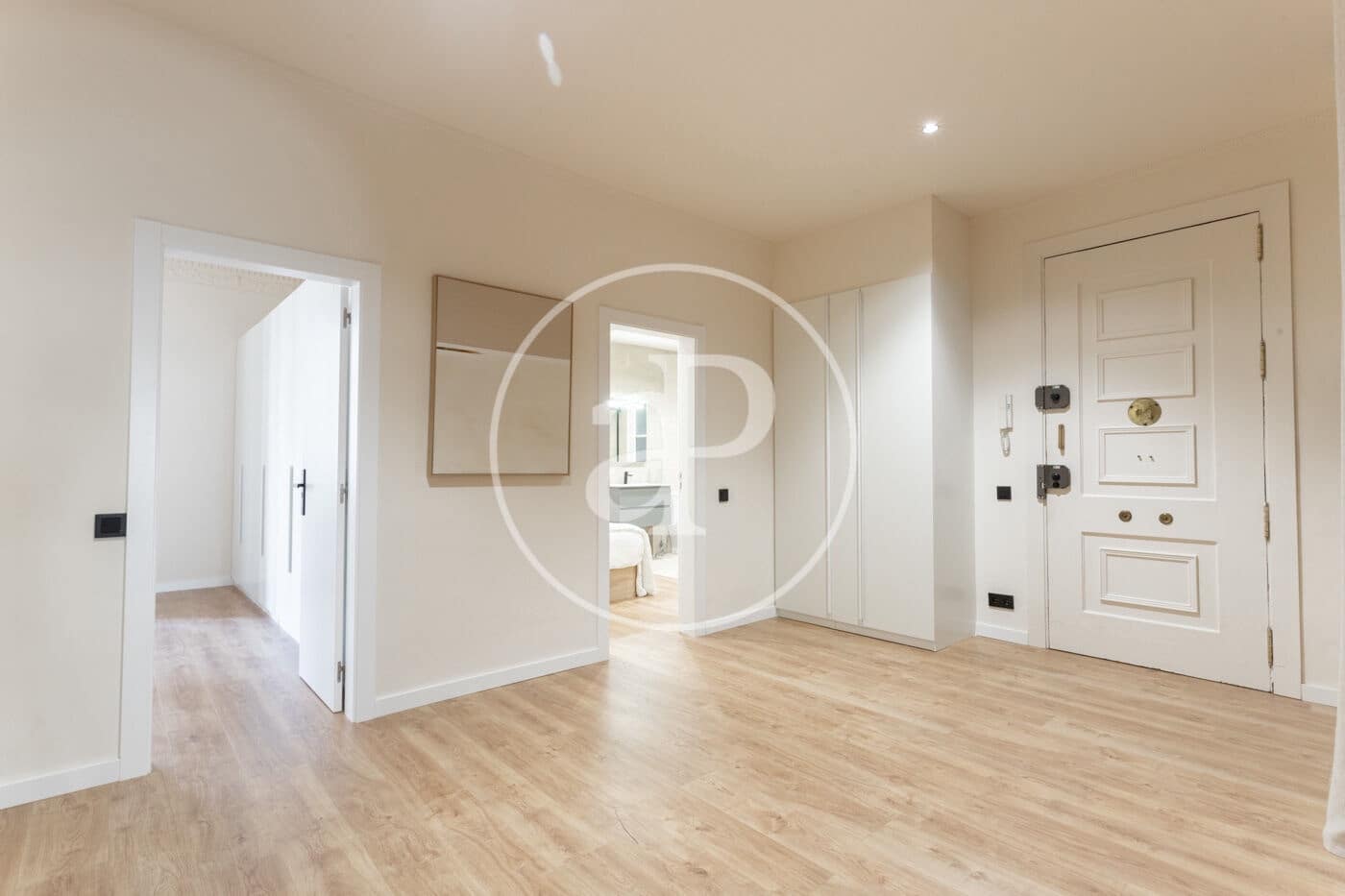 5 soveværelse Lejlighed til leje i Barcelona by - € 6.500 (Ref: 9232864)