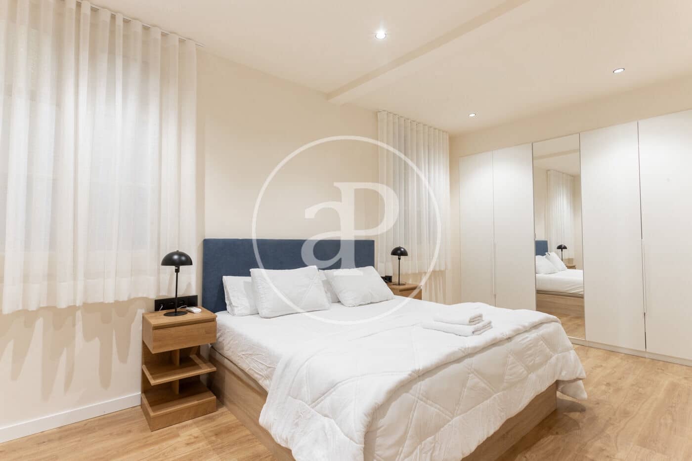 5 soveværelse Lejlighed til leje i Barcelona by - € 6.500 (Ref: 9232864)