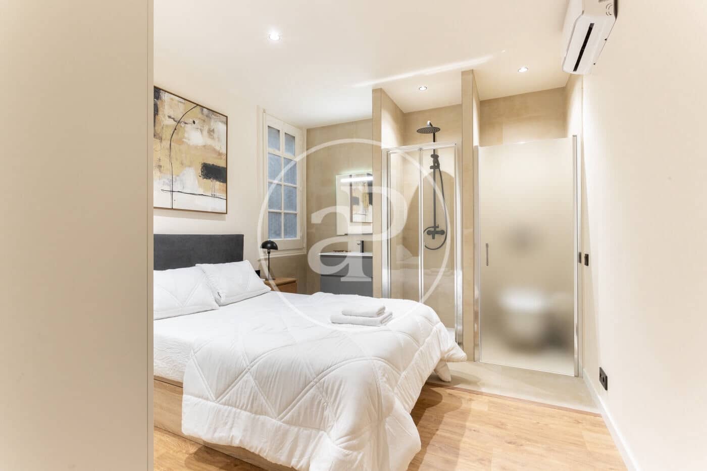 5 soveværelse Lejlighed til leje i Barcelona by - € 6.500 (Ref: 9232864)