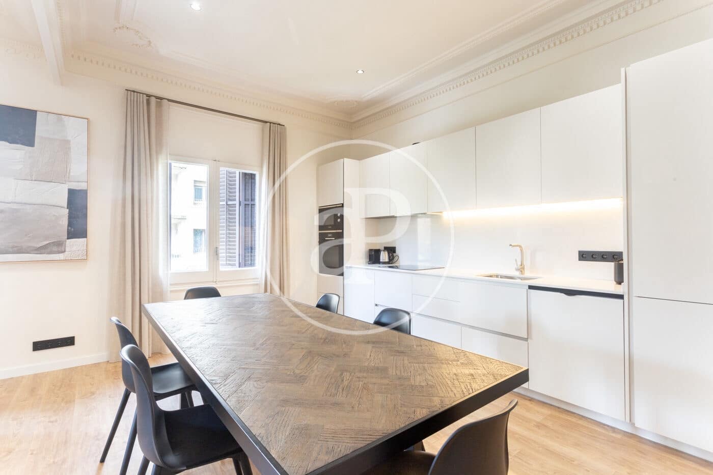 5 soveværelse Lejlighed til leje i Barcelona by - € 6.500 (Ref: 9232864)