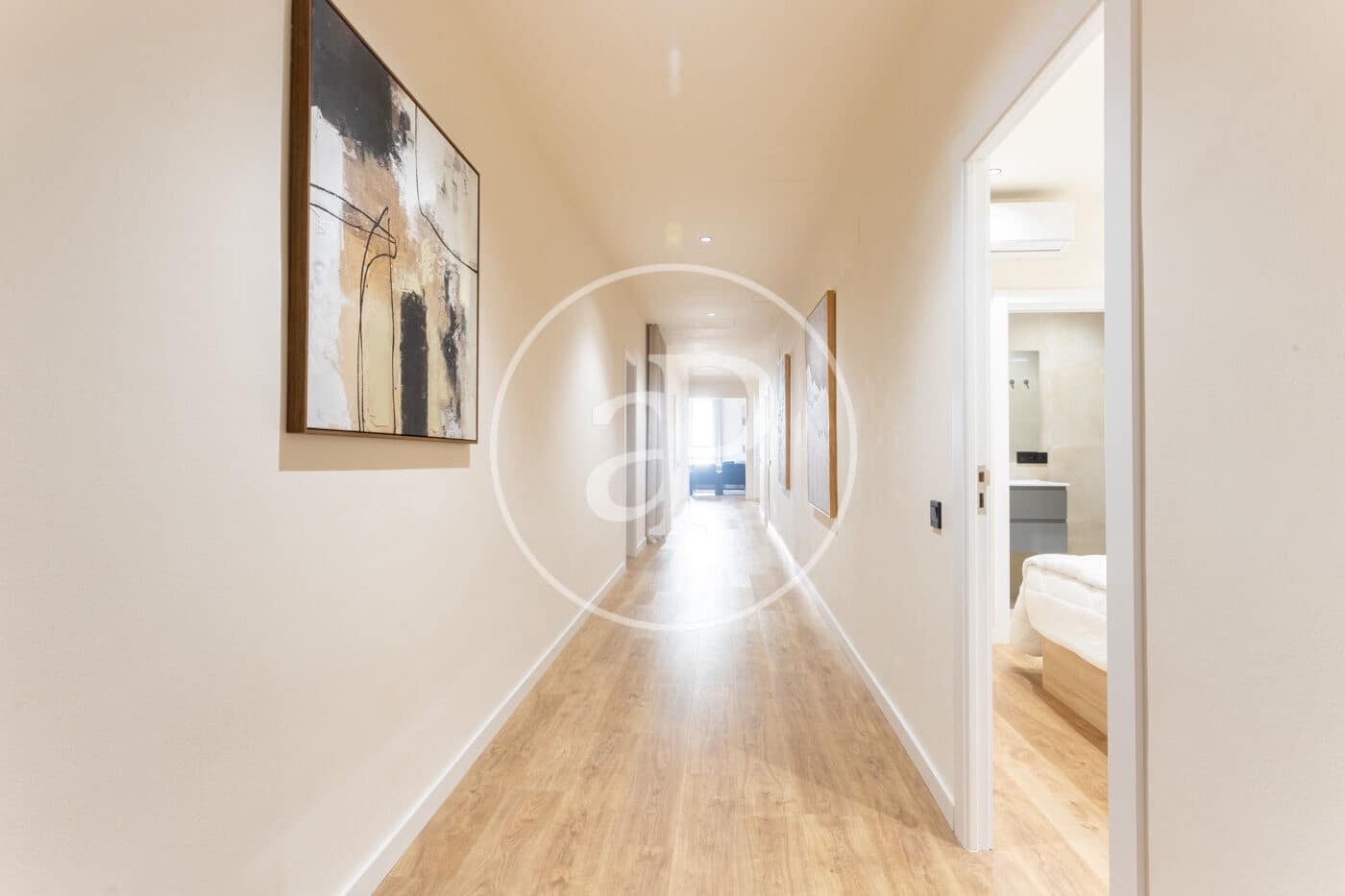 5 soveværelse Lejlighed til leje i Barcelona by - € 6.500 (Ref: 9232864)