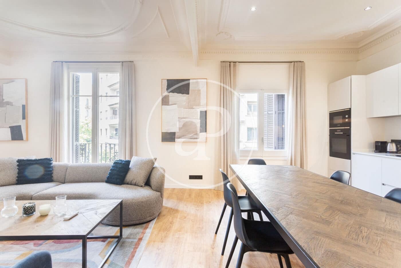 5 soveværelse Lejlighed til leje i Barcelona by - € 6.500 (Ref: 9232864)