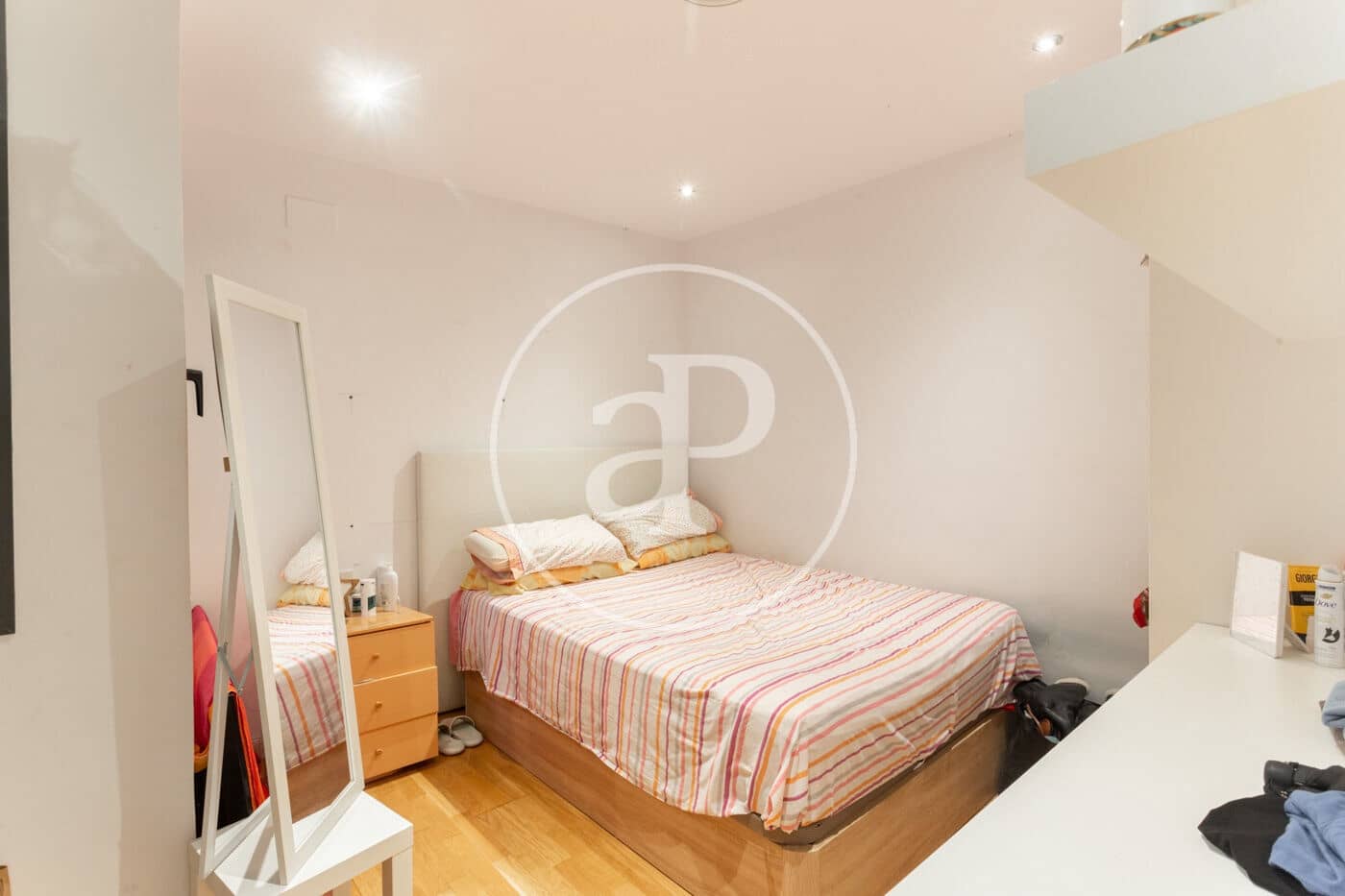 3 soveværelse Lejlighed til salg i Barcelona by - € 419.000 (Ref: 9232866)