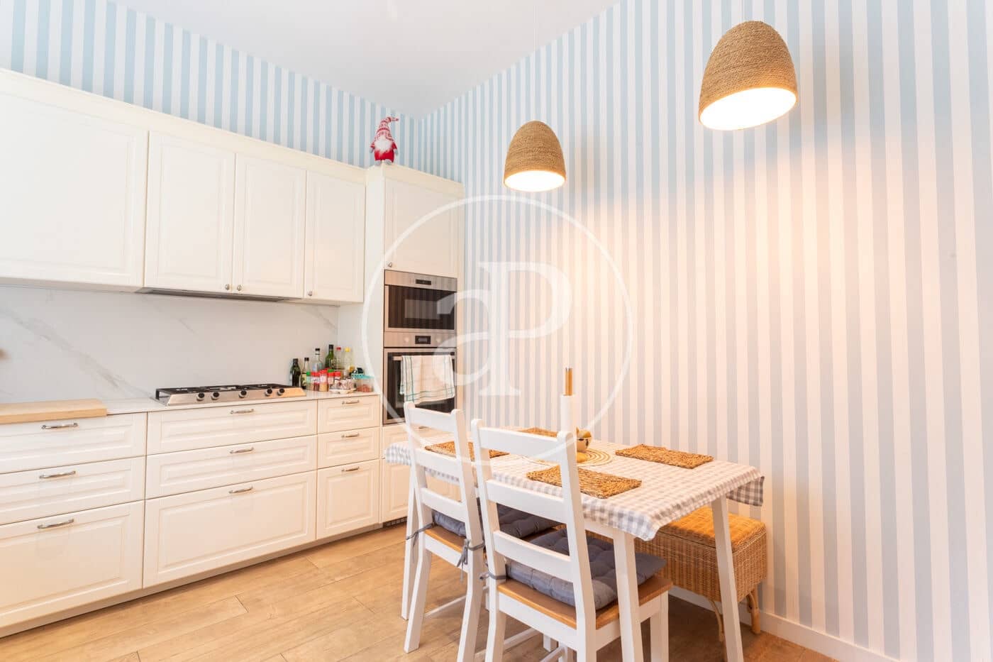 4 sypialnia Willa do wynajęcia w Miasto Barcelona - 2 950 € (Ref: 9236873)