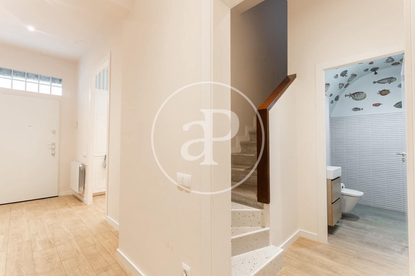 4 sypialnia Willa do wynajęcia w Miasto Barcelona - 2 950 € (Ref: 9236873)