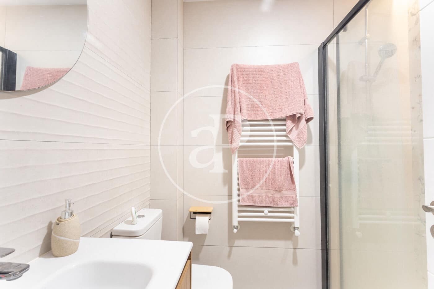 4 sypialnia Willa do wynajęcia w Miasto Barcelona - 2 950 € (Ref: 9236873)