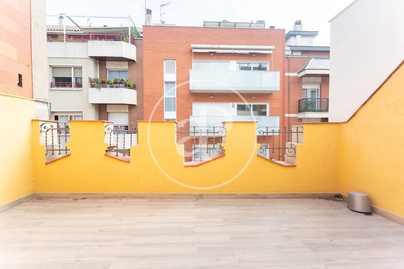 4 sypialnia Willa do wynajęcia w Miasto Barcelona - 2 950 € (Ref: 9236873)