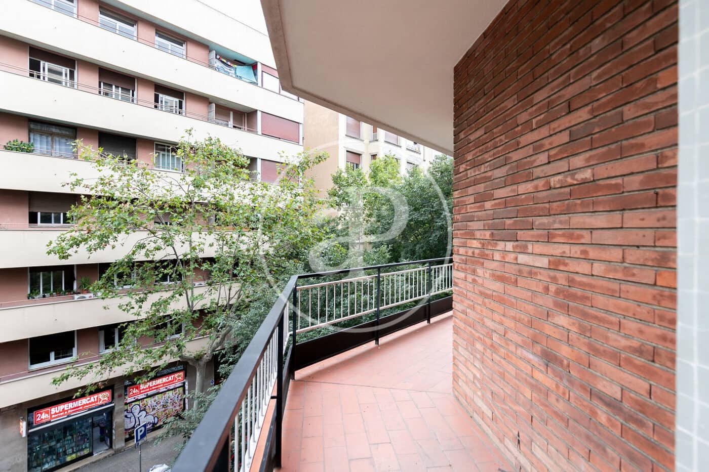 3 soverom Leilighet til salgs i Barcelona by - € 690 000 (Ref: 9240372)
