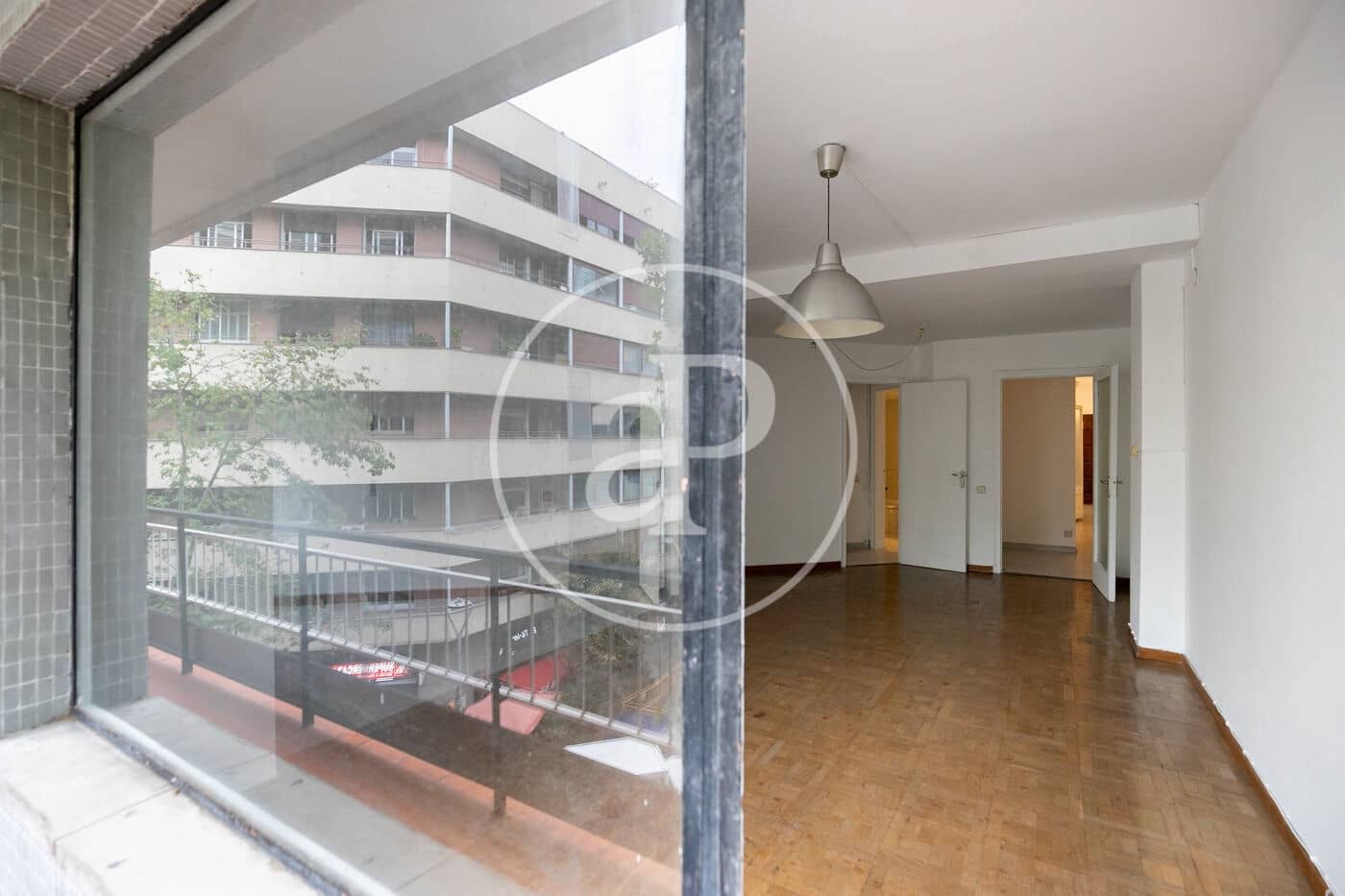 3 soverom Leilighet til salgs i Barcelona by - € 690 000 (Ref: 9240372)