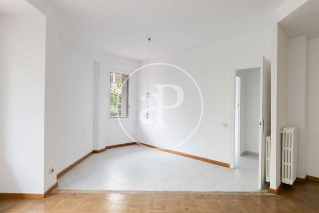 3 soverom Leilighet til salgs i La Dreta de L'Eixample, Barcelona by - € 690 000 (Ref: 9240372)