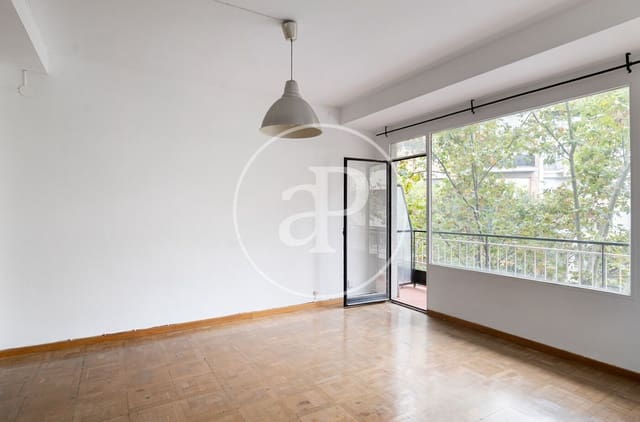 3 soverom Leilighet til salgs i La Dreta de L'Eixample, Barcelona by - € 690 000 (Ref: 9240372)