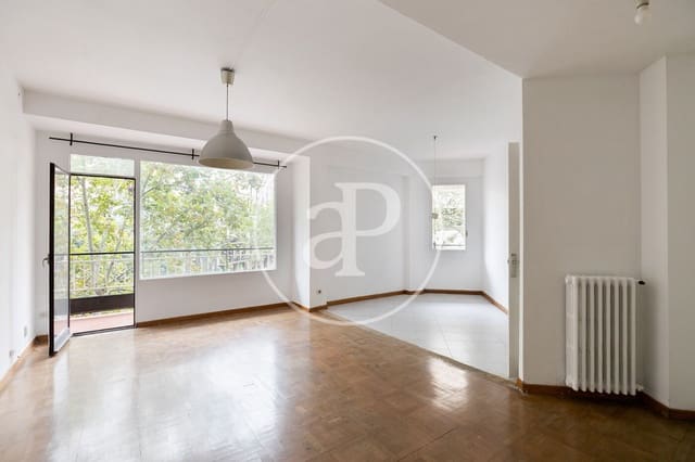 3 soverom Leilighet til salgs i La Dreta de L'Eixample, Barcelona by - € 690 000 (Ref: 9240372)