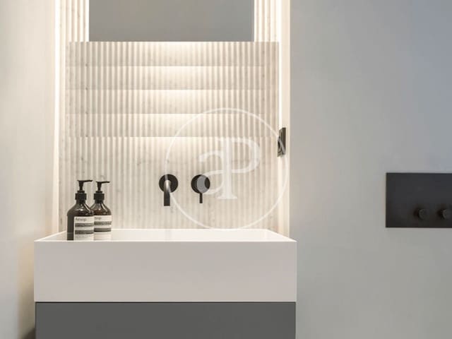 Lejlighed til salg i Sant Gervasi - Galvany, Barcelona by - € 1.720.000 (Ref: 9243380)