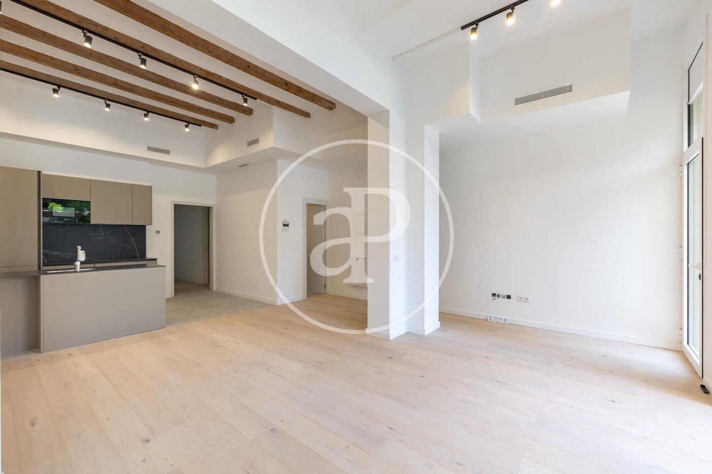 Apartamento en Barcelona ciudad en venta - 1.990.000 € (Ref: 9243381)