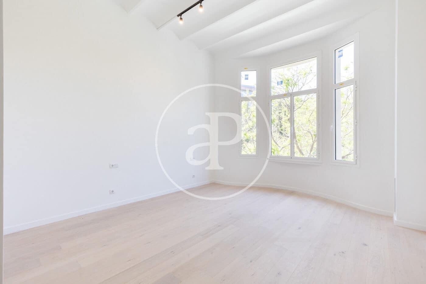 Apartamento en Barcelona ciudad en venta - 1.990.000 € (Ref: 9243381)