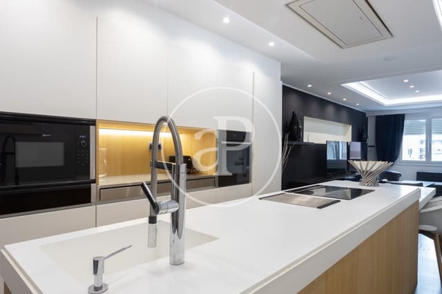 2 slaapkamer Appartement te huur in La Dreta de L'Eixample, Barcelona stad - € 2.800 (Ref: 9247242)