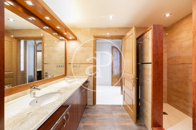 5 soverom Leilighet til salgs i La Dreta de L'Eixample, Barcelona by - € 1 897 000 (Ref: 9247245)