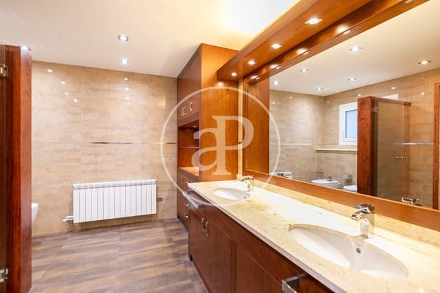 5 soverom Leilighet til salgs i La Dreta de L'Eixample, Barcelona by - € 1 897 000 (Ref: 9247245)