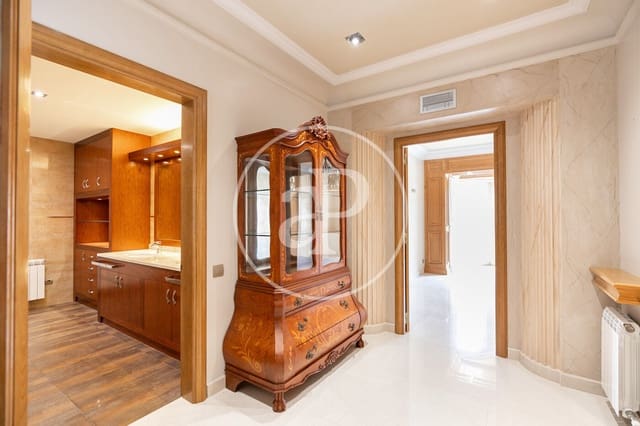 5 soverom Leilighet til salgs i La Dreta de L'Eixample, Barcelona by - € 1 897 000 (Ref: 9247245)