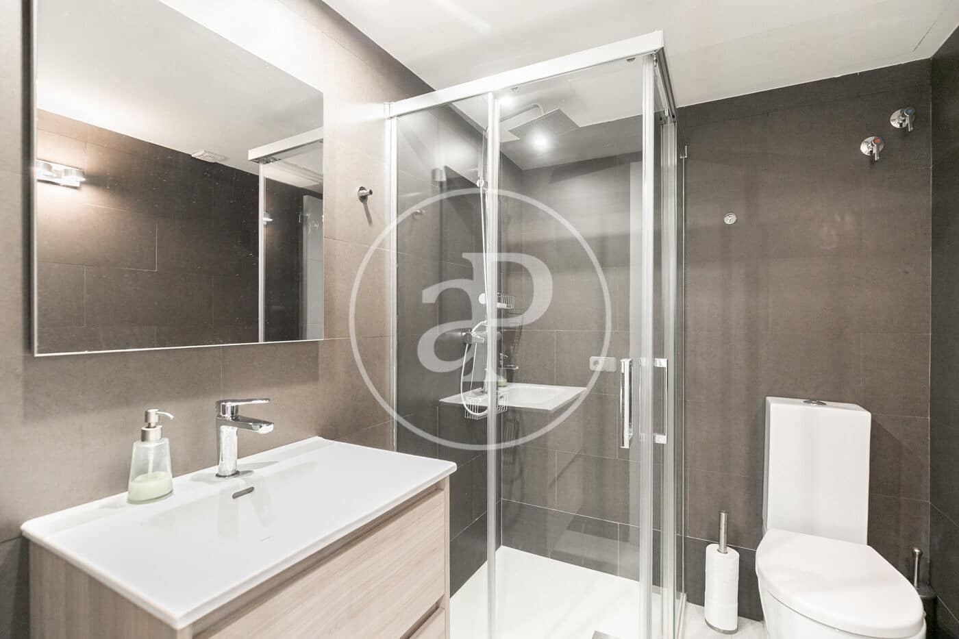 5 soveværelse Lejlighed til salg i Barcelona by - € 1.395.000 (Ref: 9252414)