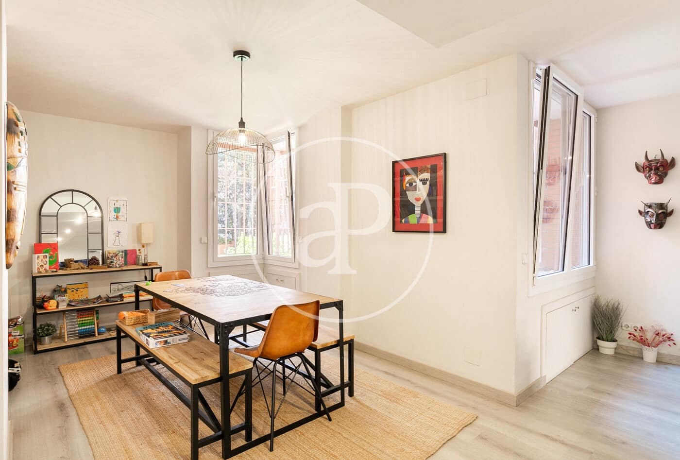 5 soveværelse Lejlighed til salg i Barcelona by - € 1.395.000 (Ref: 9252414)