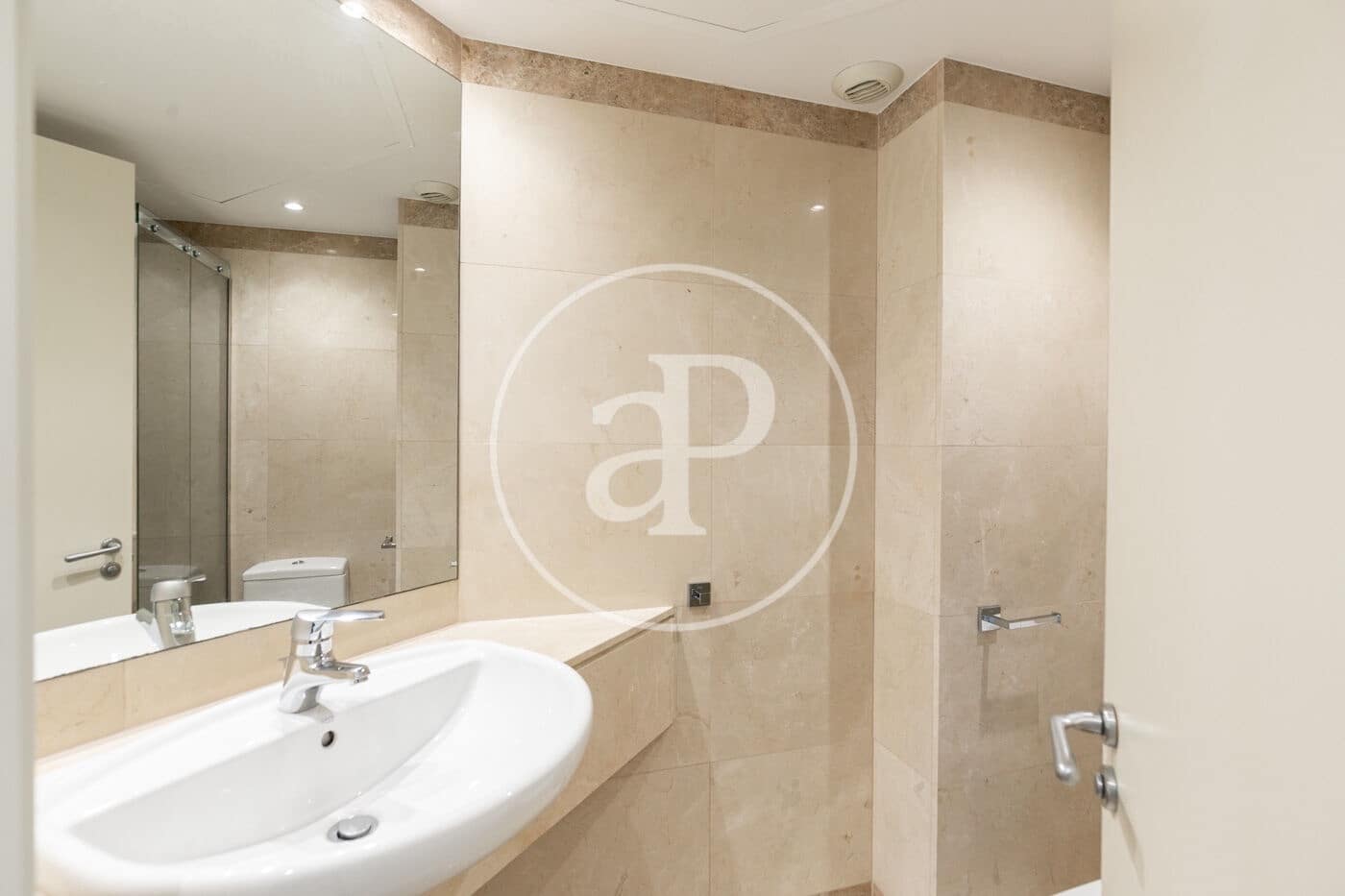 3 soverom Leilighet til salgs i Barcelona by med svømmebasseng - € 1 570 000 (Ref: 9255249)