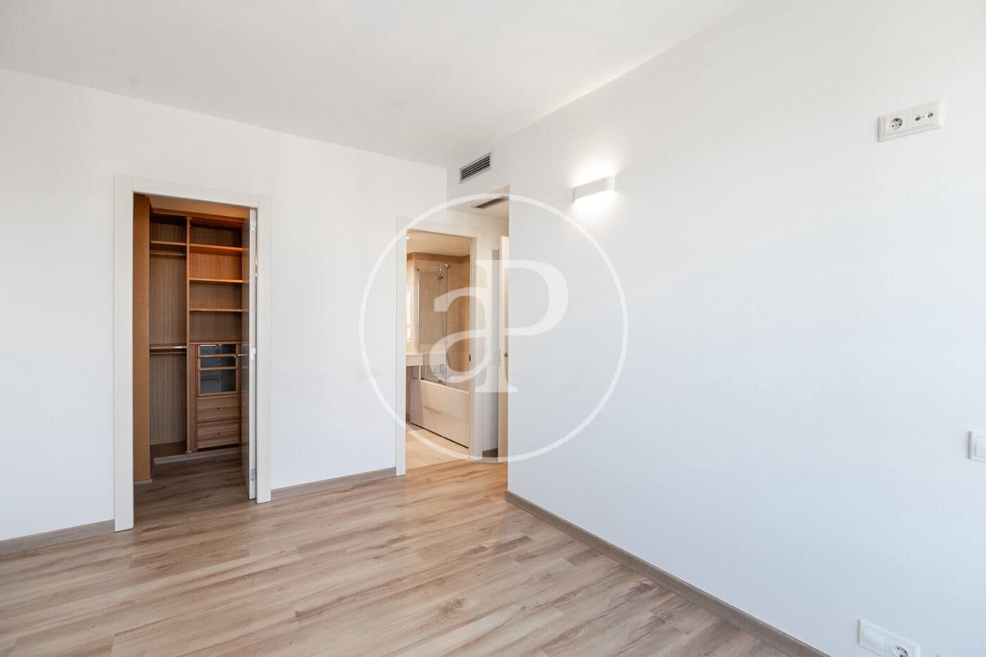 3 soverom Leilighet til salgs i Barcelona by med svømmebasseng - € 1 570 000 (Ref: 9255249)