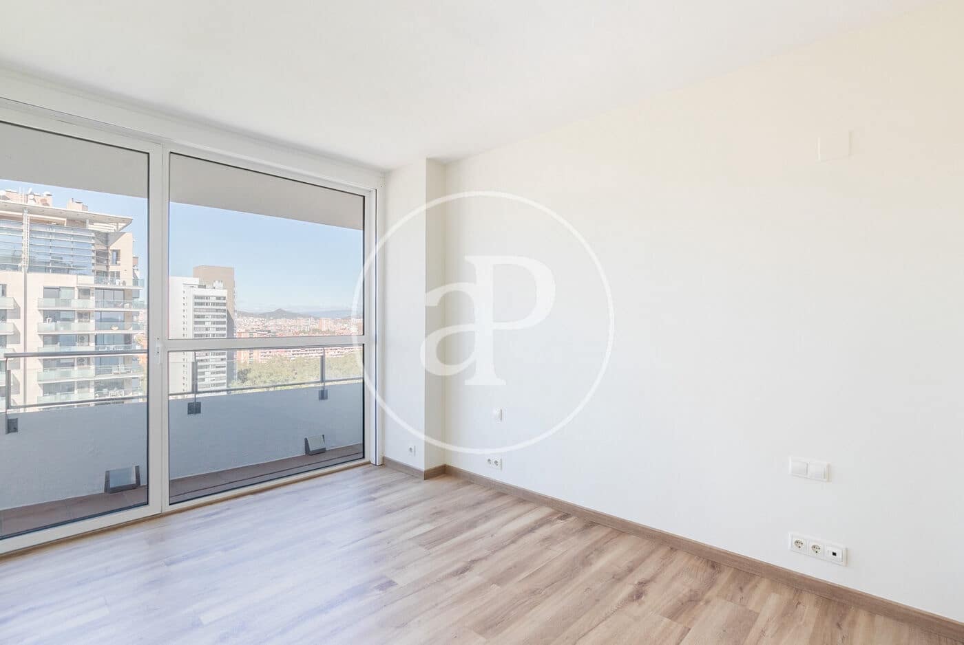 3 soverom Leilighet til salgs i Barcelona by med svømmebasseng - € 1 570 000 (Ref: 9255249)