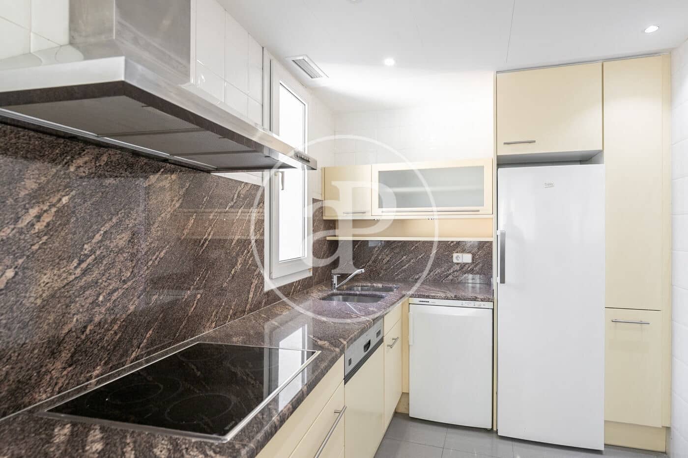 5 sovrum Villa att hyra i Barcelona stad - 4 300 € (Ref: 9261855)