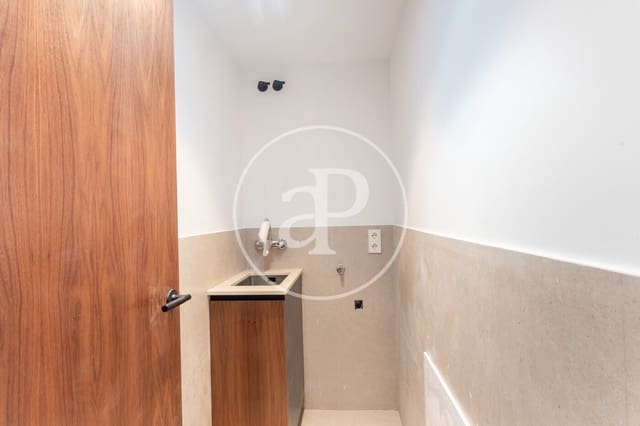 4 bedroom Apartment for sale in Sant Cugat del Vallès - € 1,880,000 (Ref: 9261856)