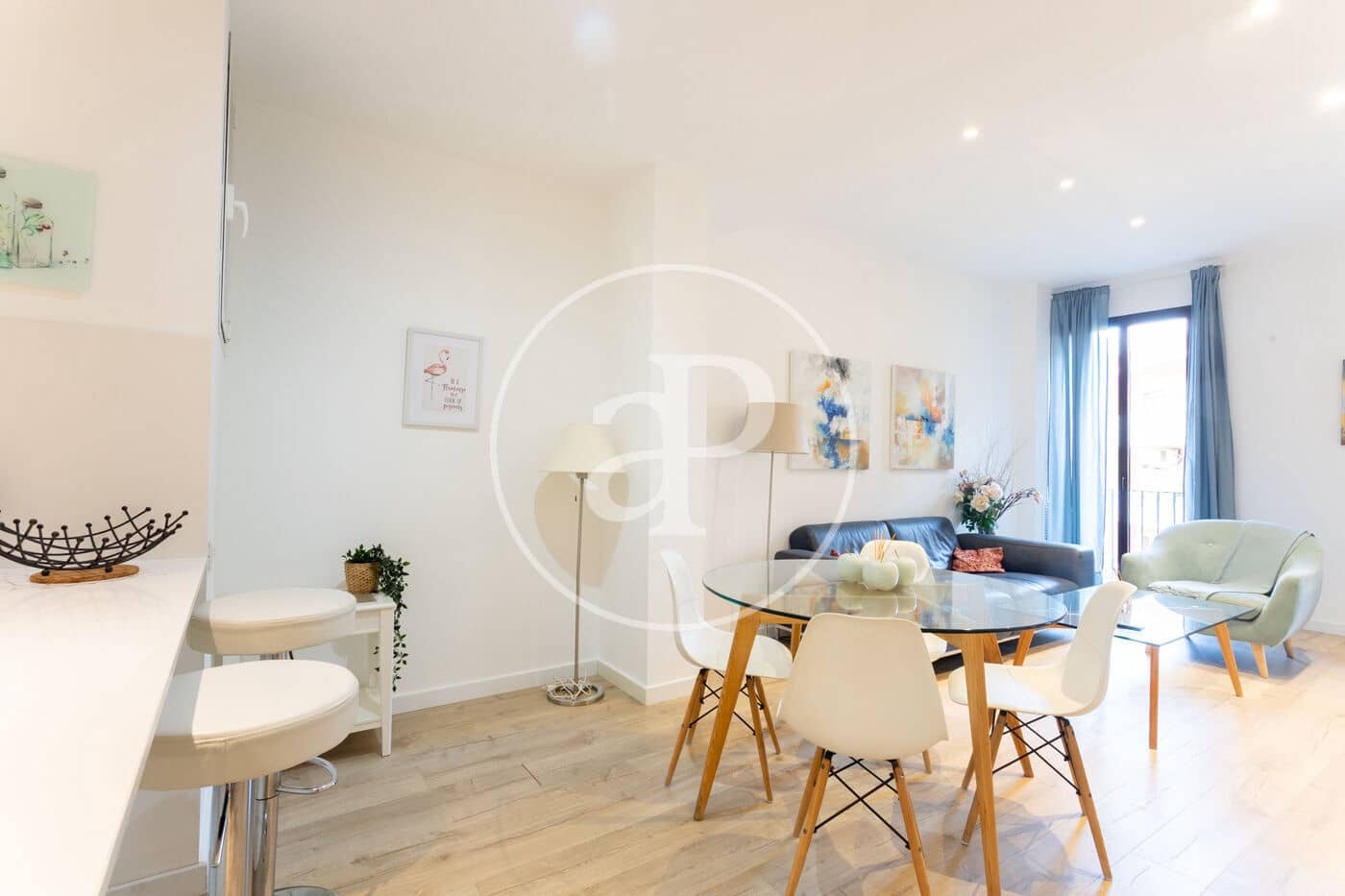 3 bedroom Apartment for rent in Barcelona city - € 2,350 (Ref: 9262558)